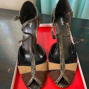 Brown peep toe heels